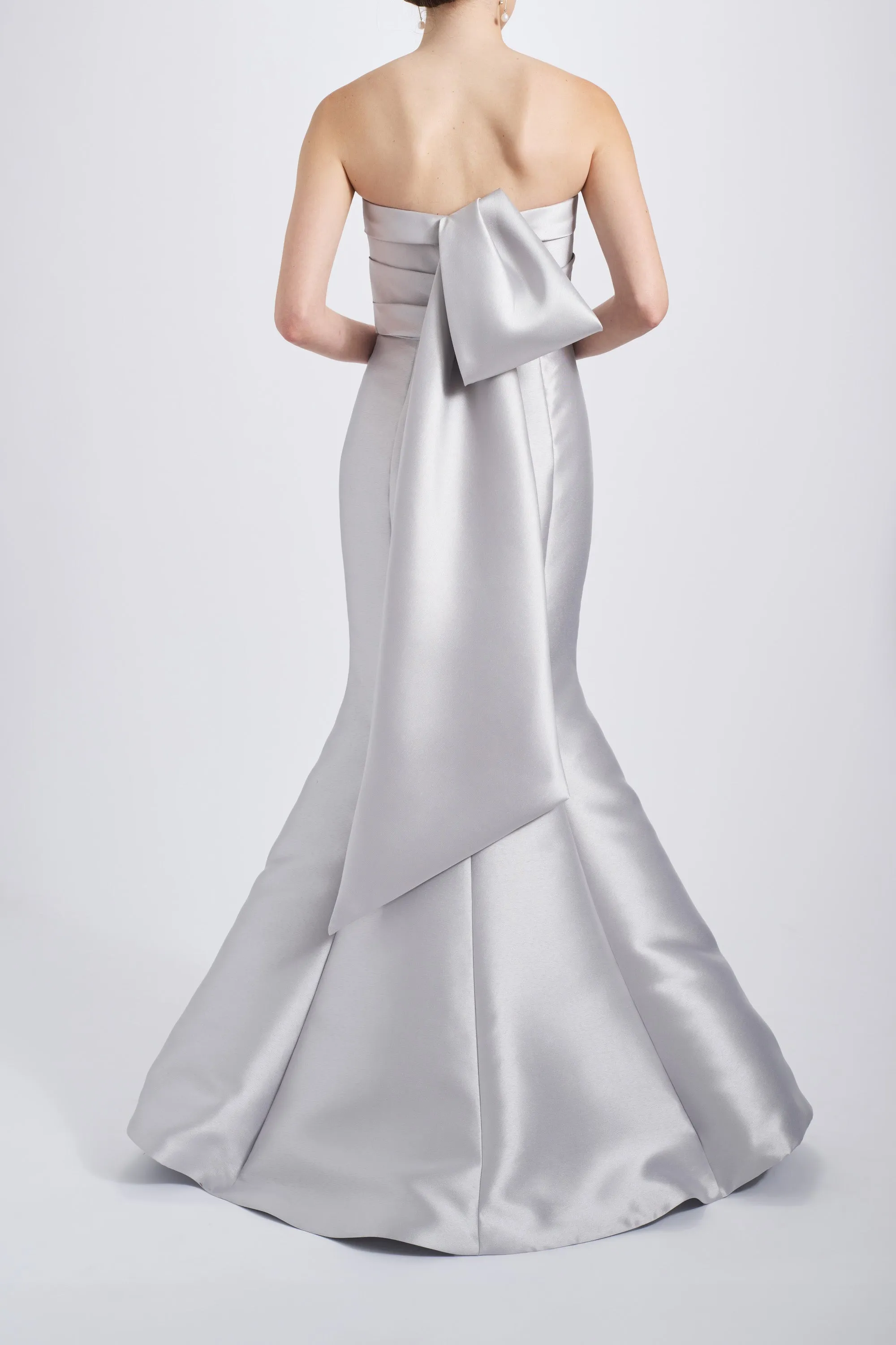 P812M - Platinum sold by Amsale product image thumbnail 3