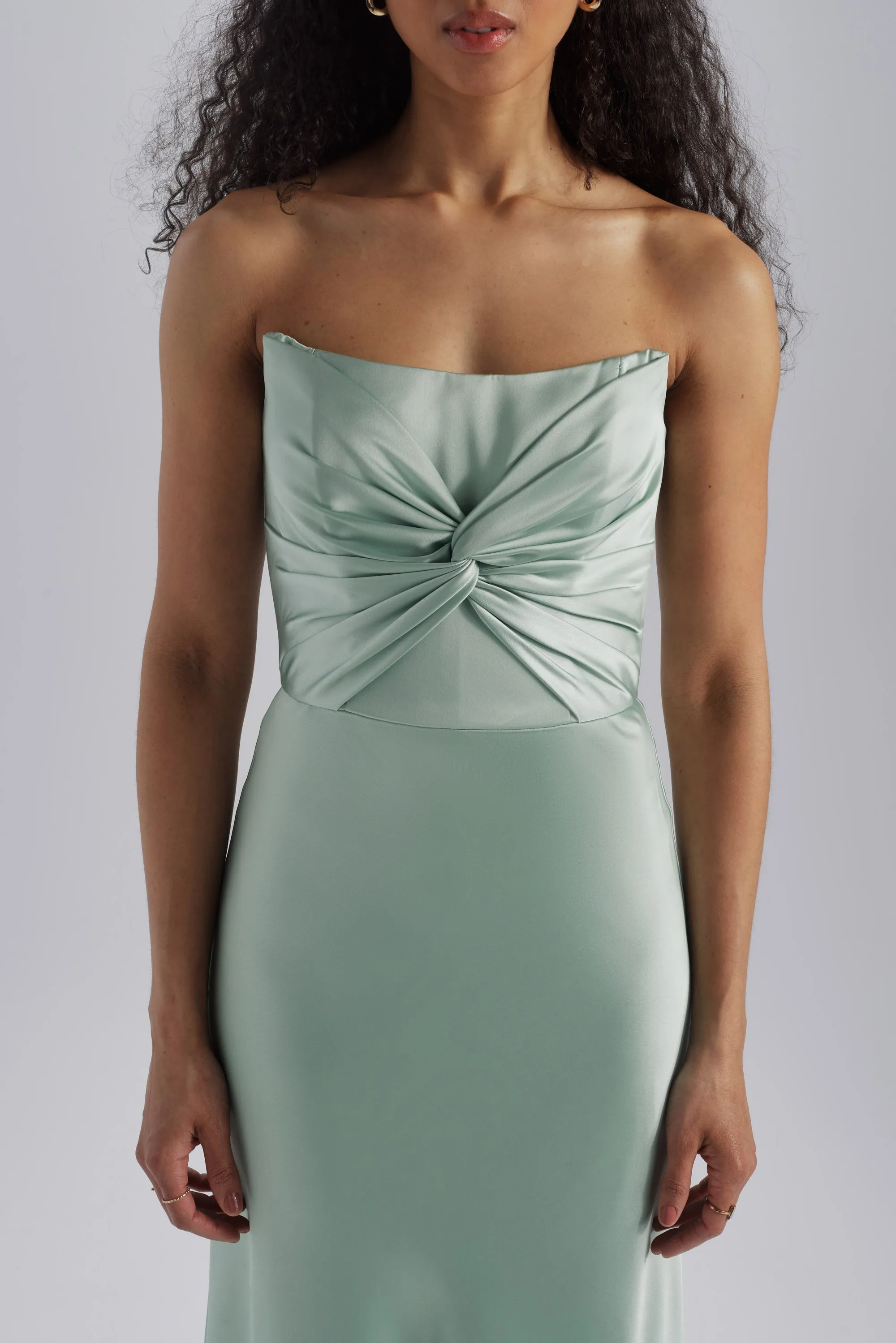 Aretha sold by Amsale product image thumbnail 2