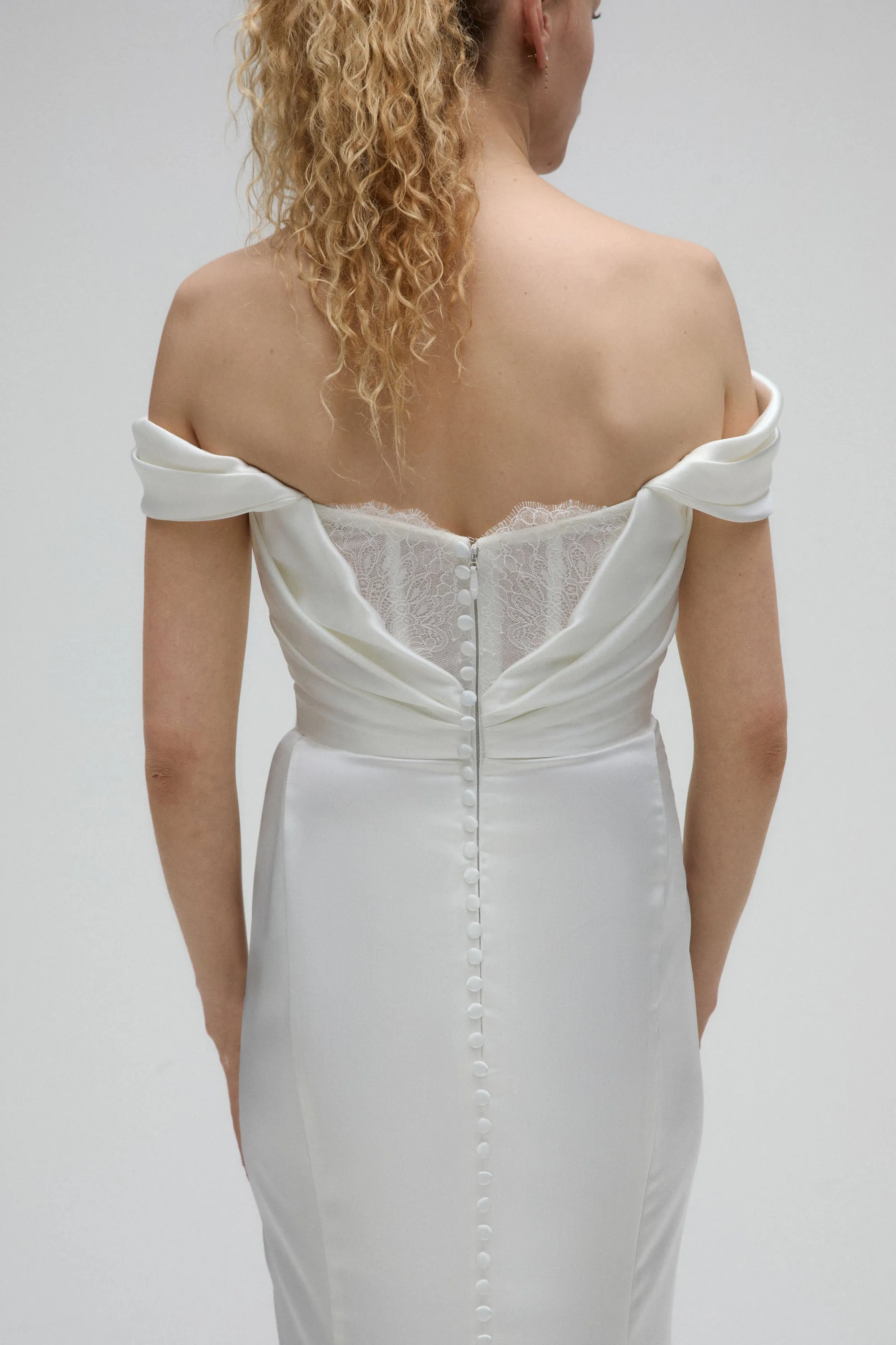 Shara sold by Amsale product image thumbnail 2