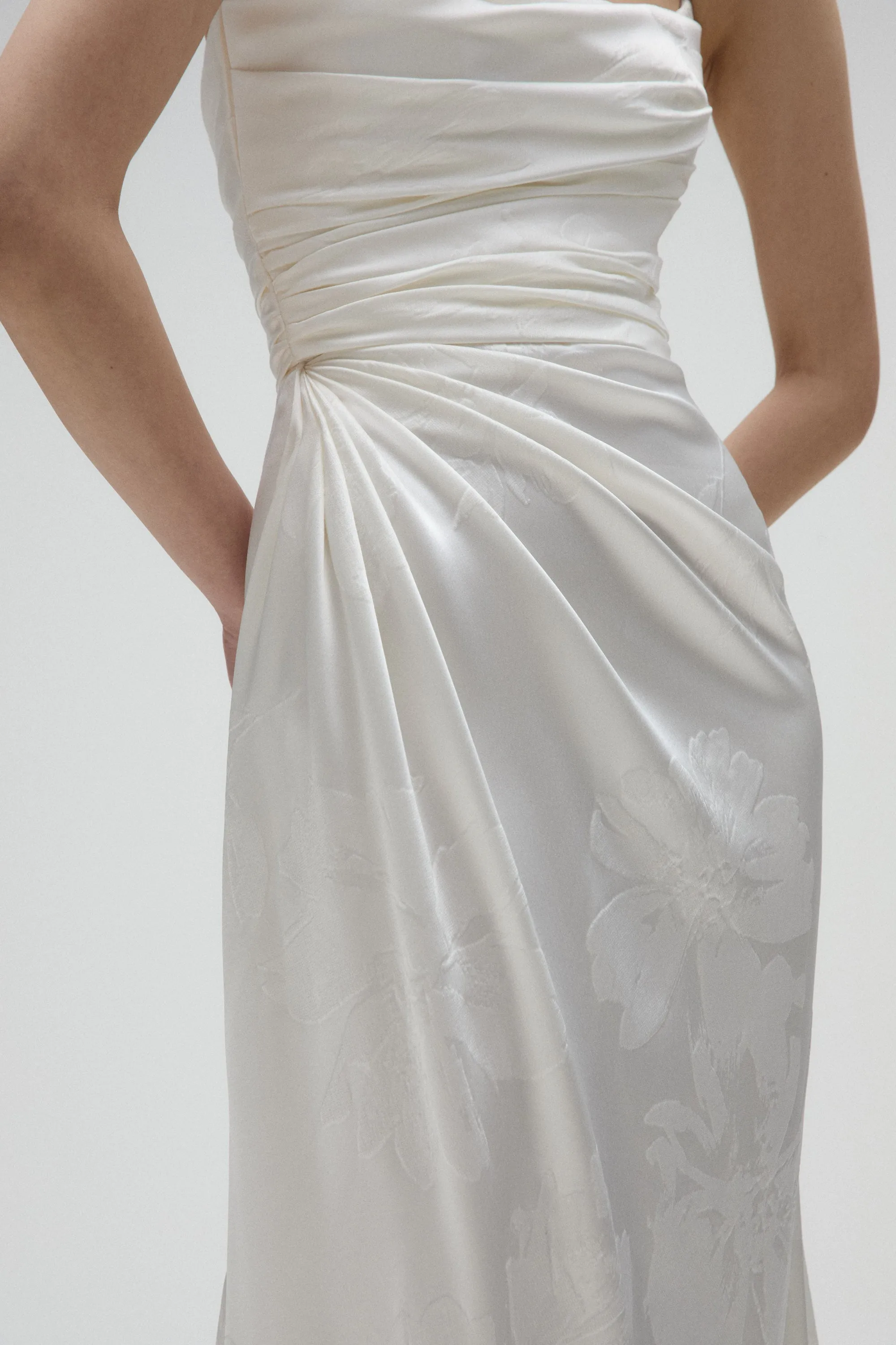 Kismet sold by Amsale product image thumbnail 5