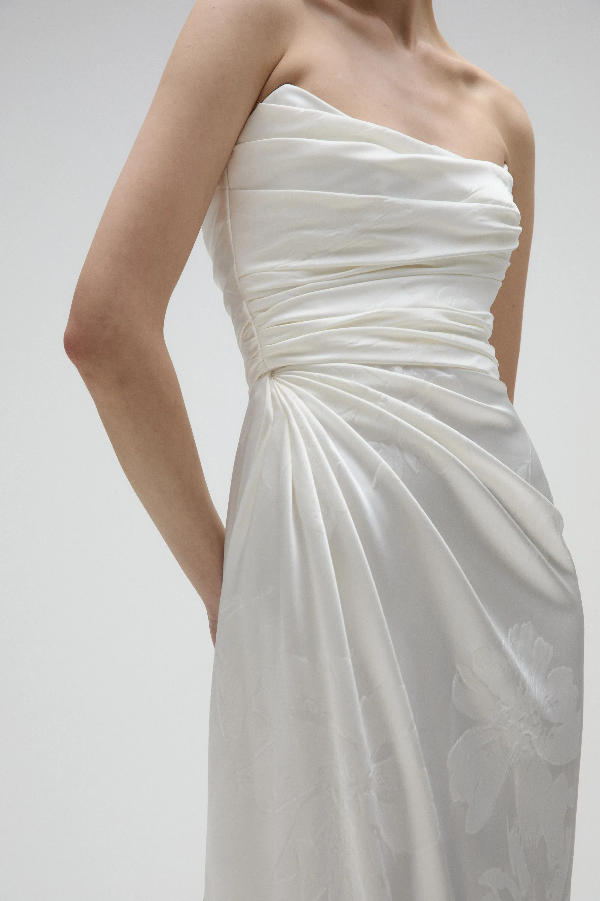 Kismet sold by Amsale product image thumbnail 2