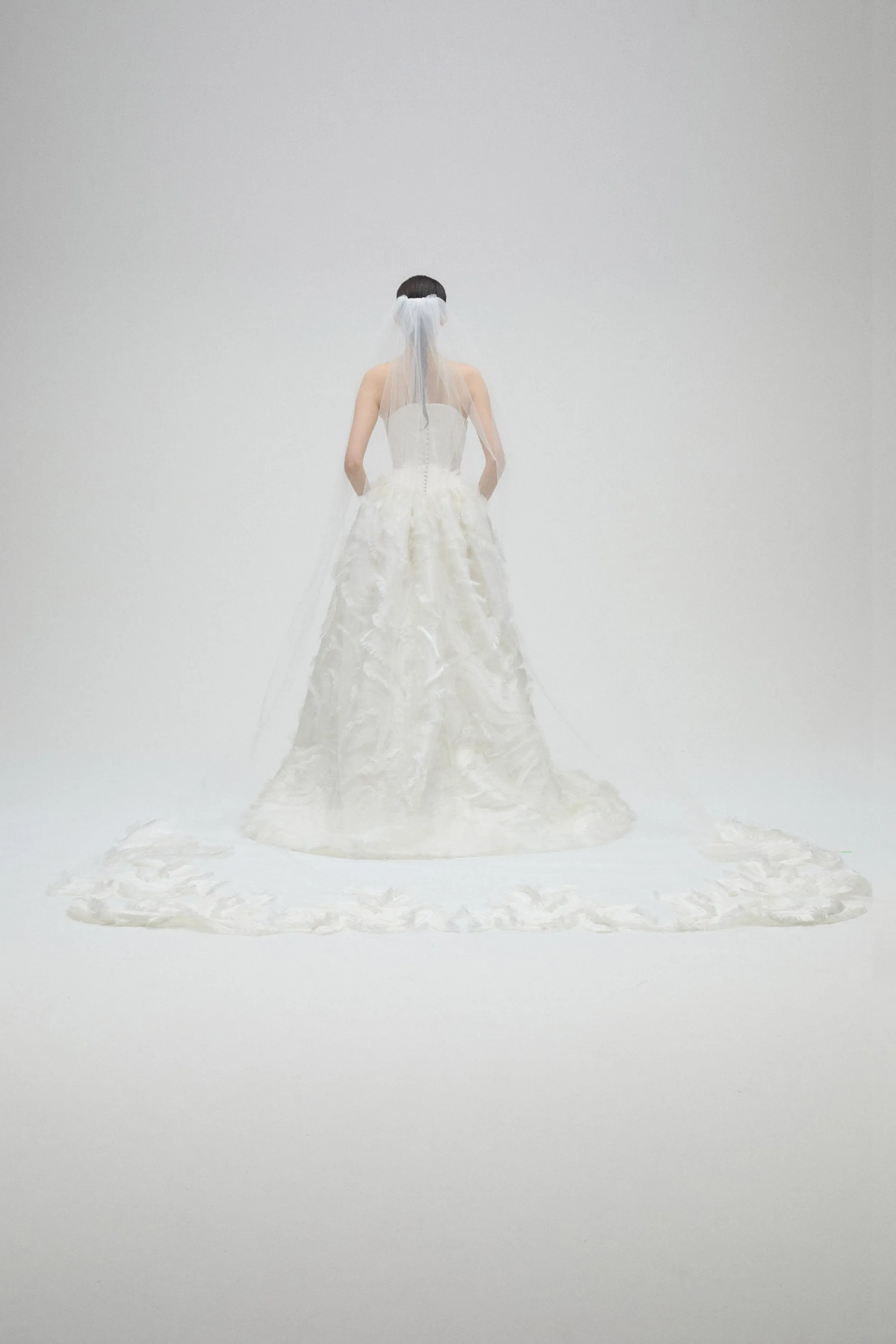 Oleander Veil sold by Amsale product image thumbnail 4