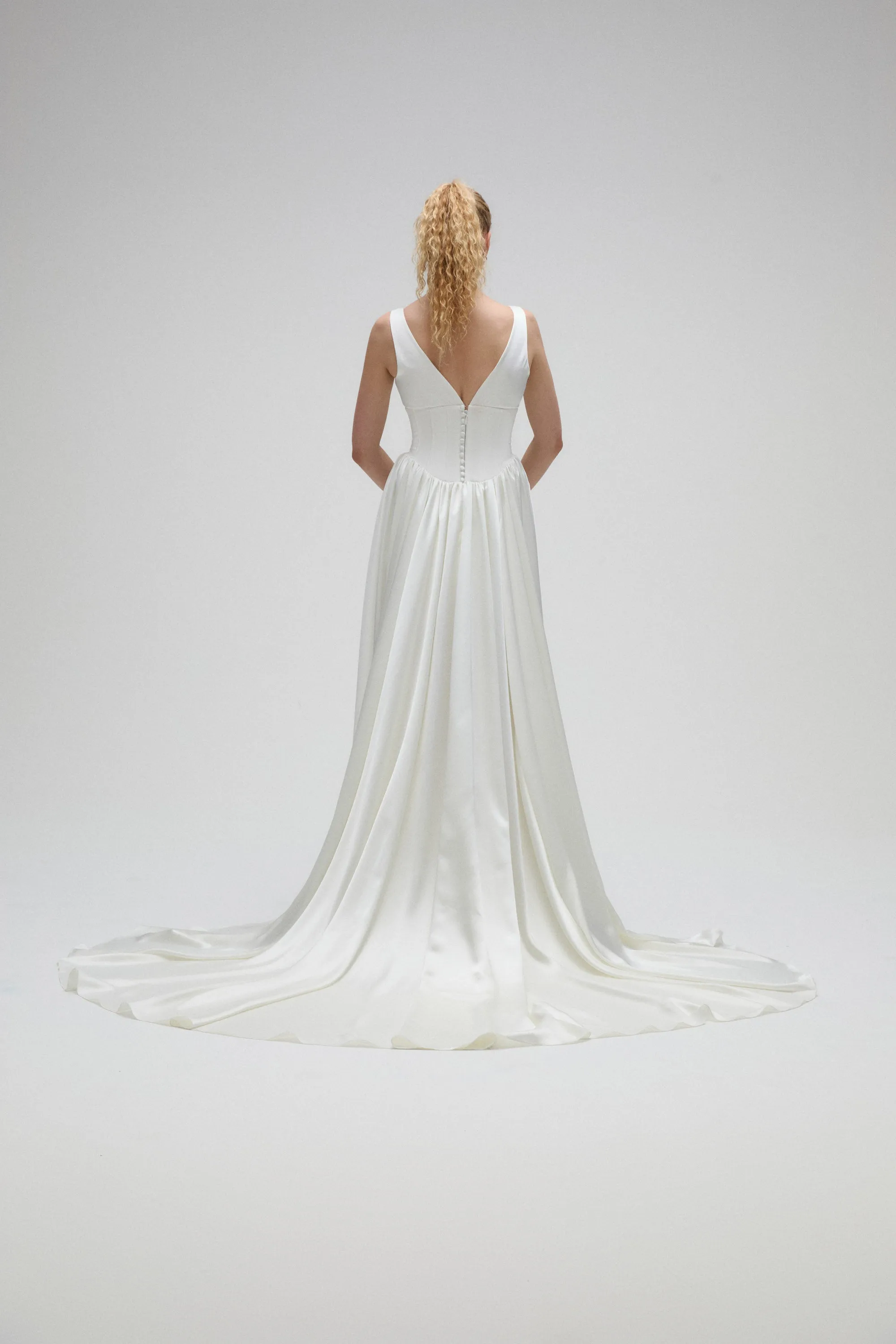 Ahrens sold by Amsale product image thumbnail 5