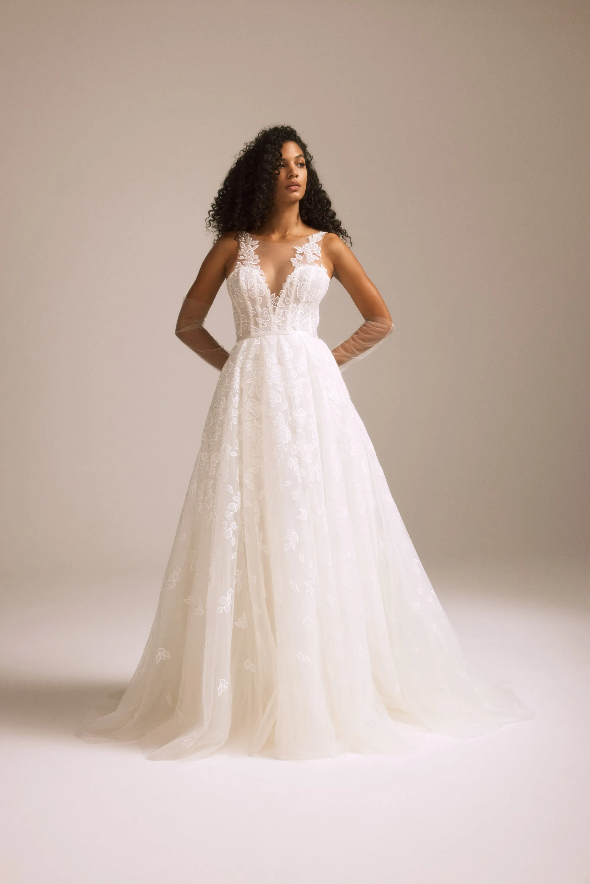 Seren sold by Amsale product image thumbnail 5