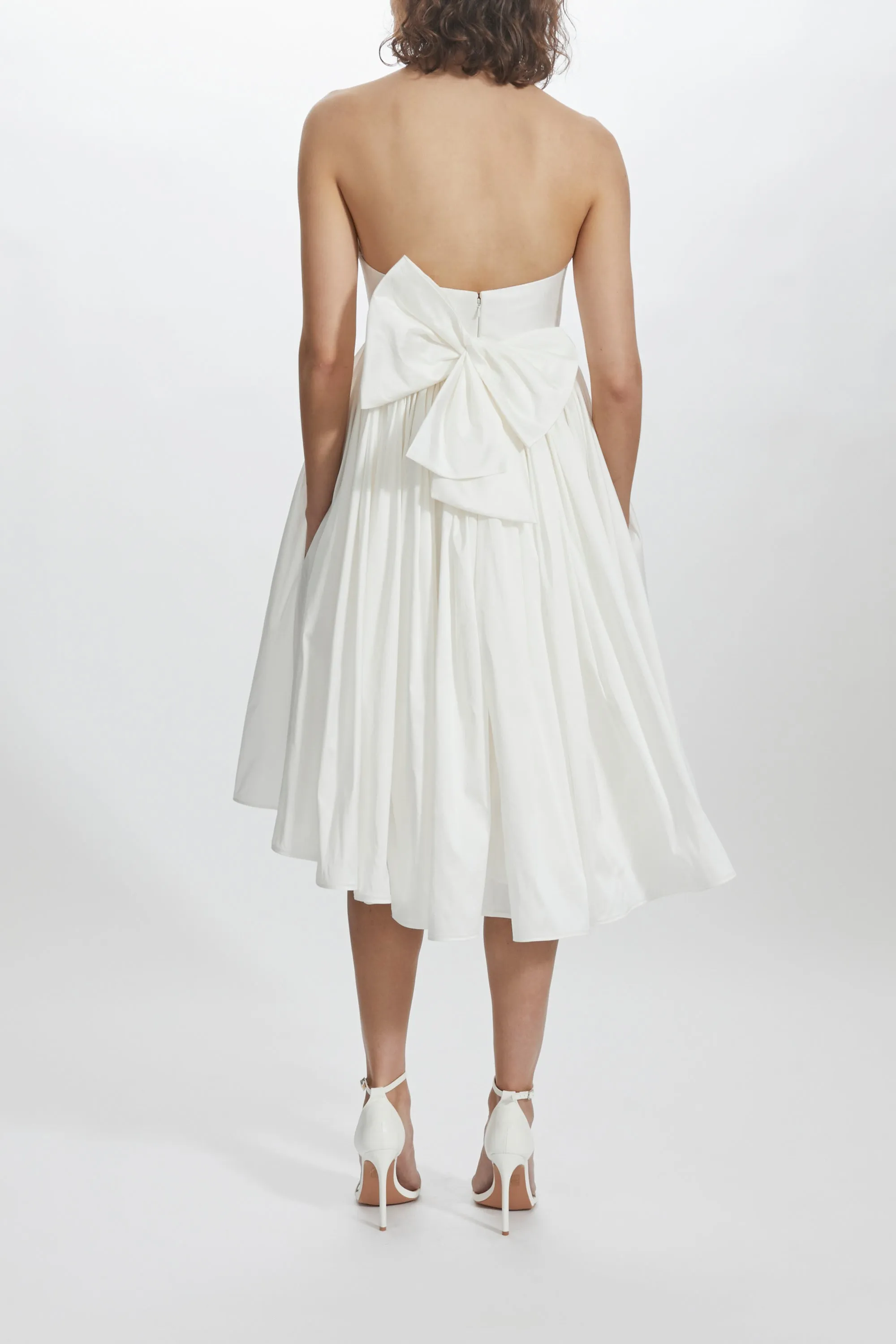 LW210 - Ivory sold by Amsale product image thumbnail 4