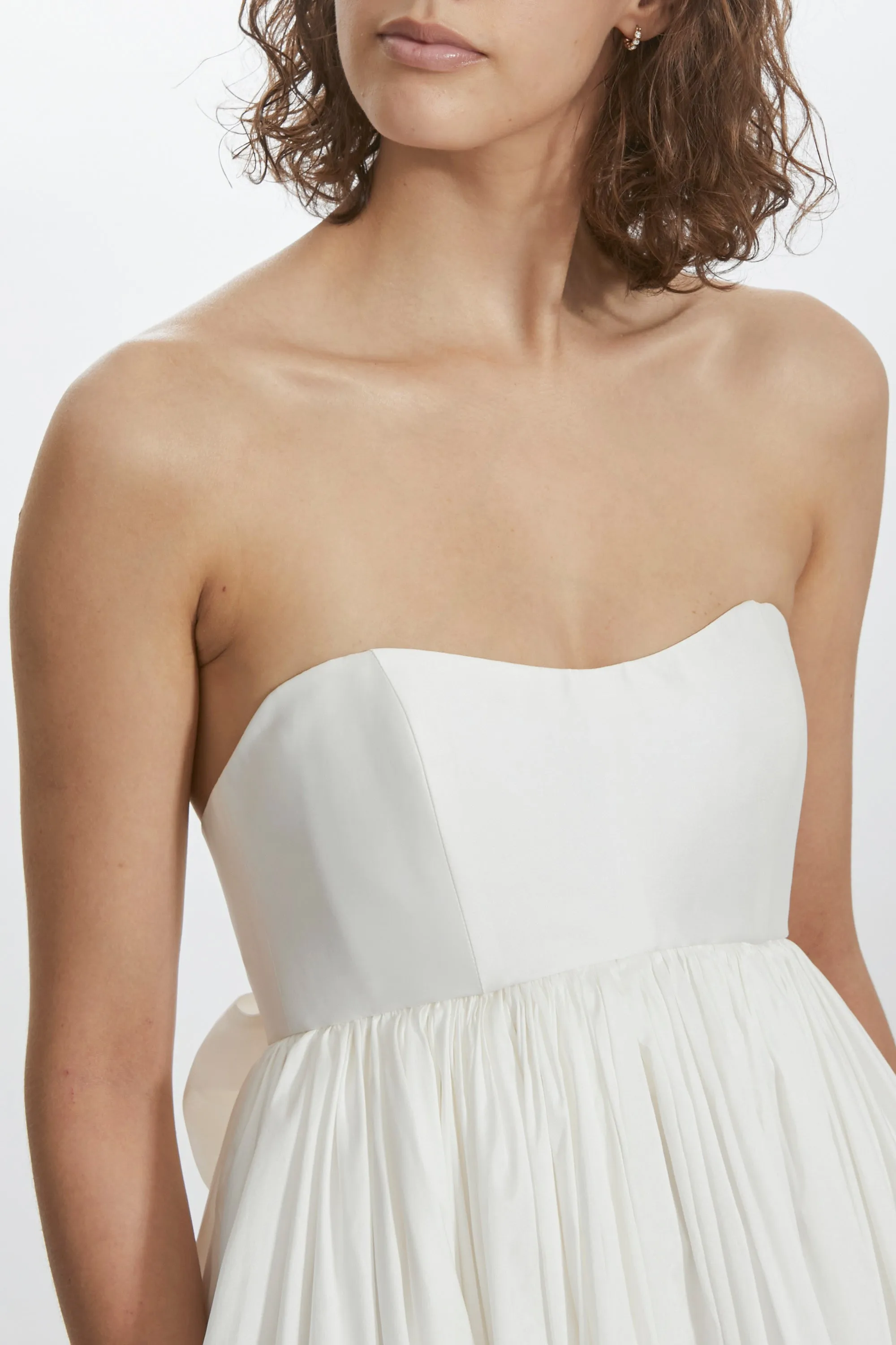 LW210 - Ivory sold by Amsale product image thumbnail 5