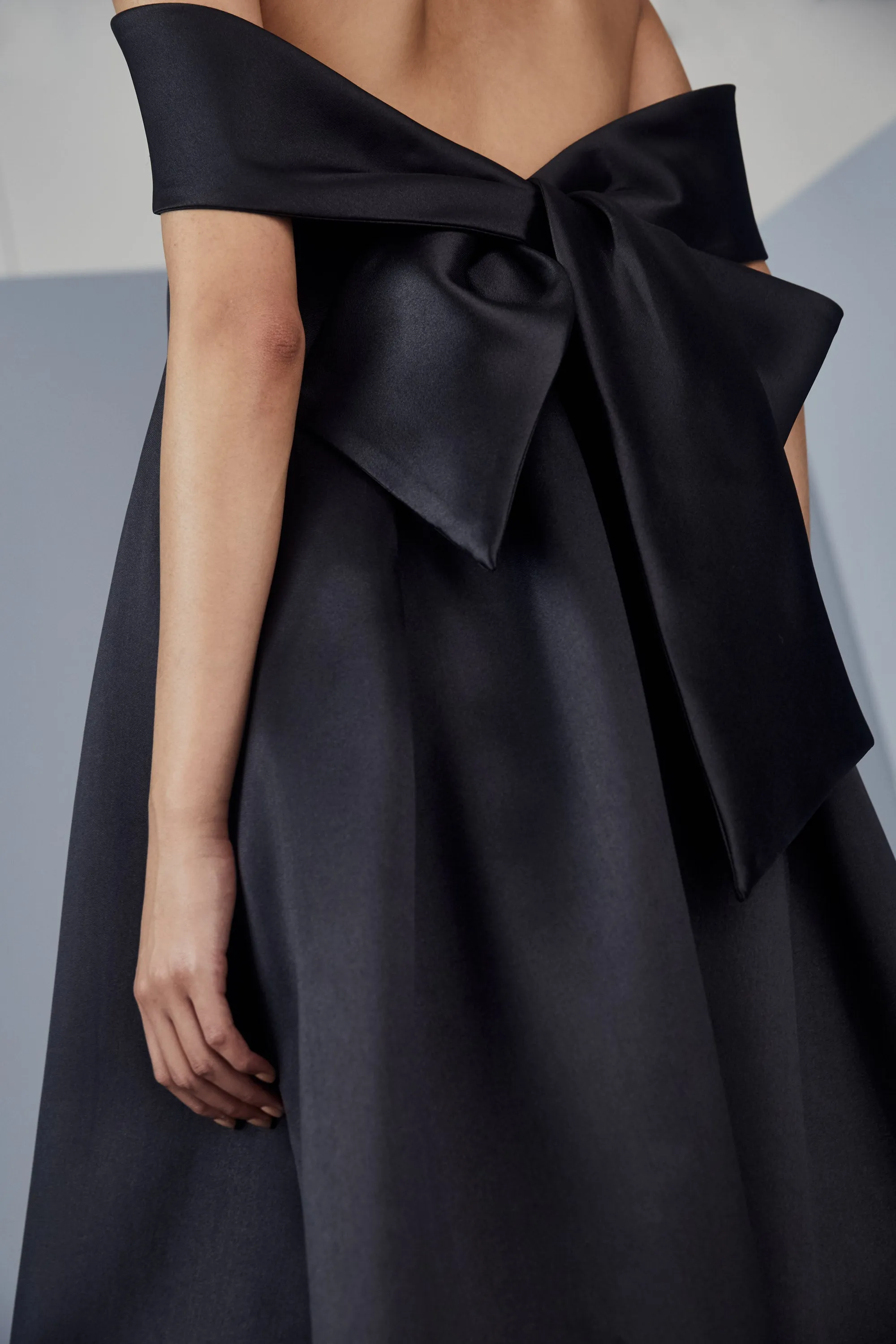 P370M - Bow back trapeze dress - Smoke sold by Amsale product image thumbnail 5