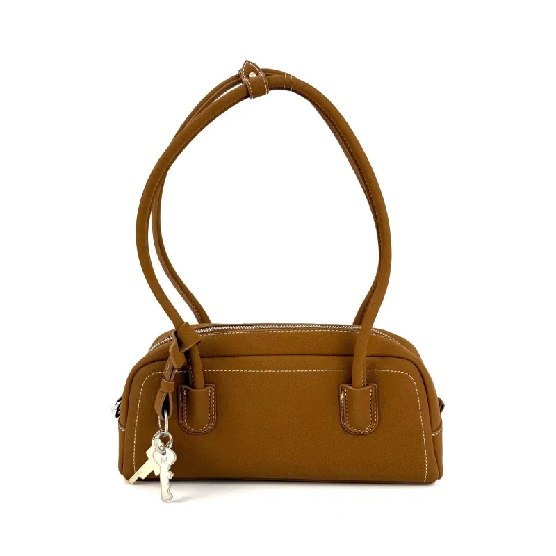 Case study Mini Sued hand bag sold by Anastasia