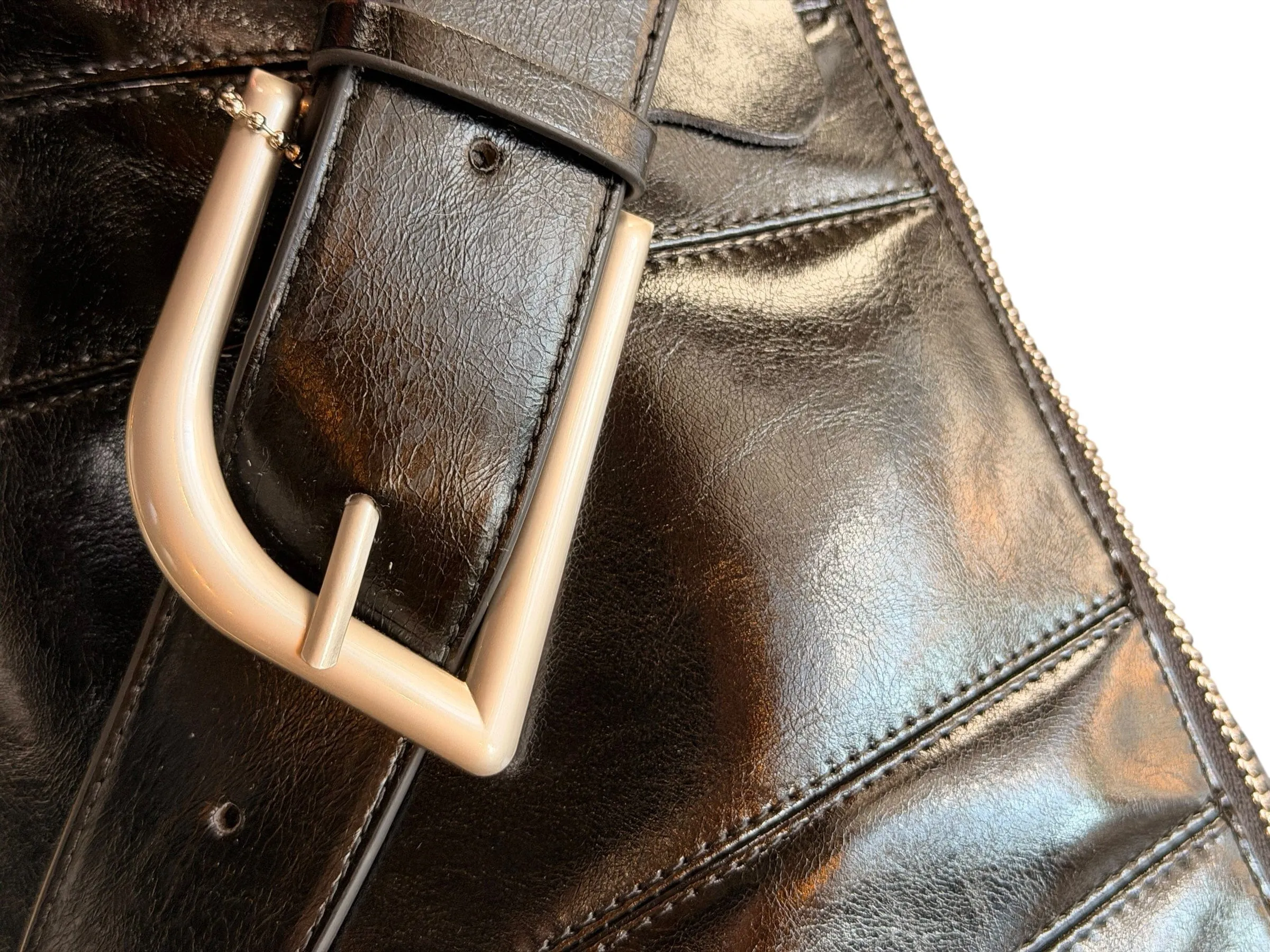 case study crossbody polished saddle bag sold by Anastasia product image thumbnail 3