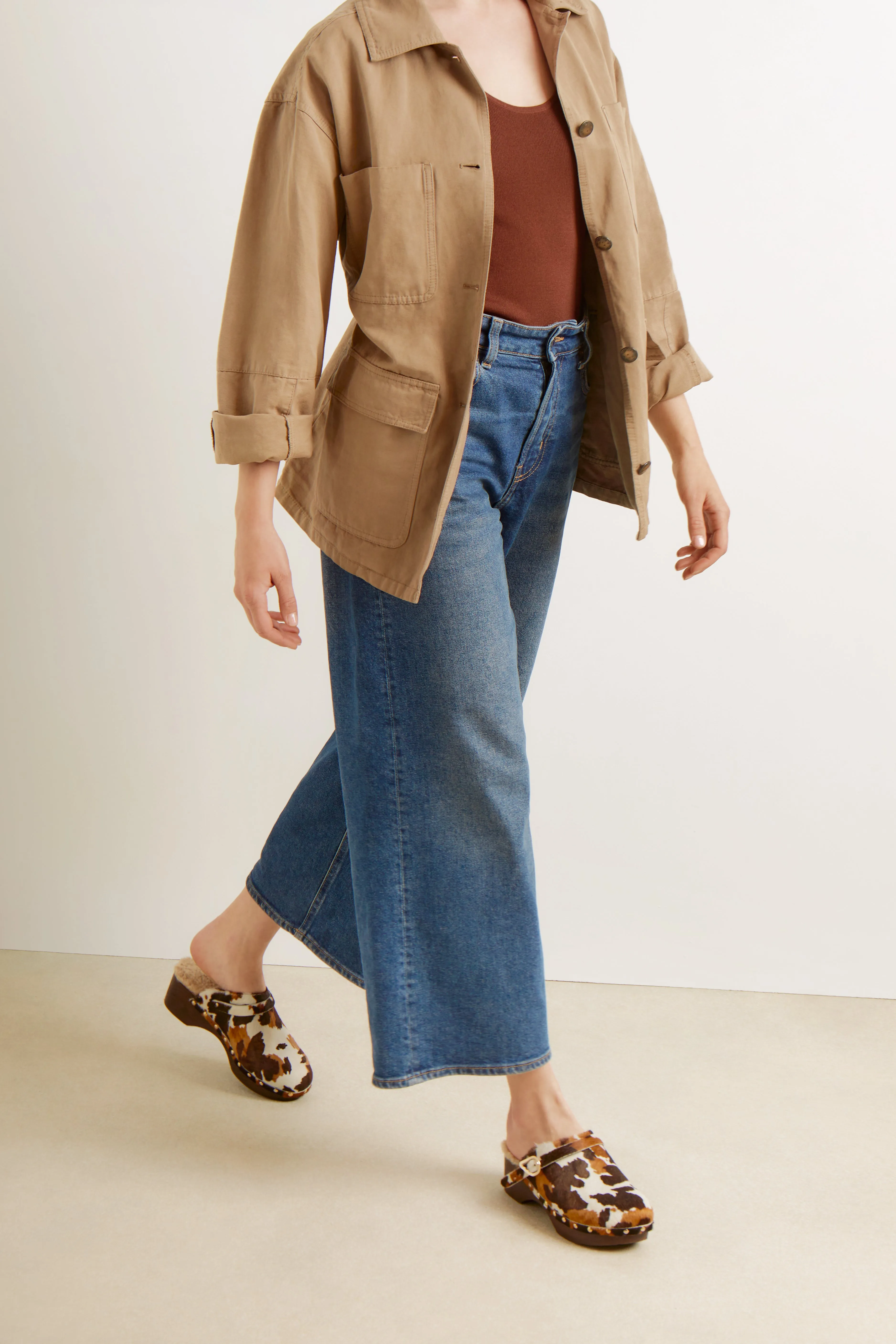 Classic Closed Clog Lynx sold by Ancient Greek Sandals product image thumbnail 3