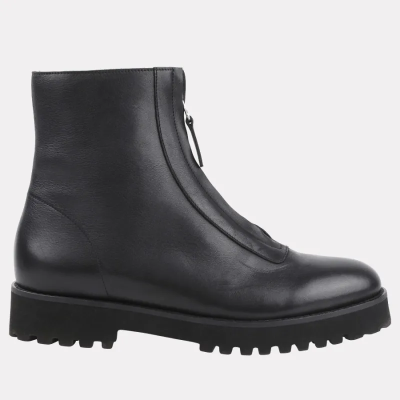Paina Featherweights™ Boot sold by Andre Assous