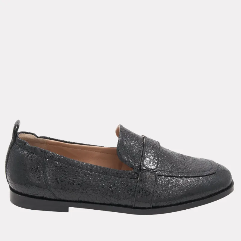 Cedar Featherweights Loafer sold by Andre Assous