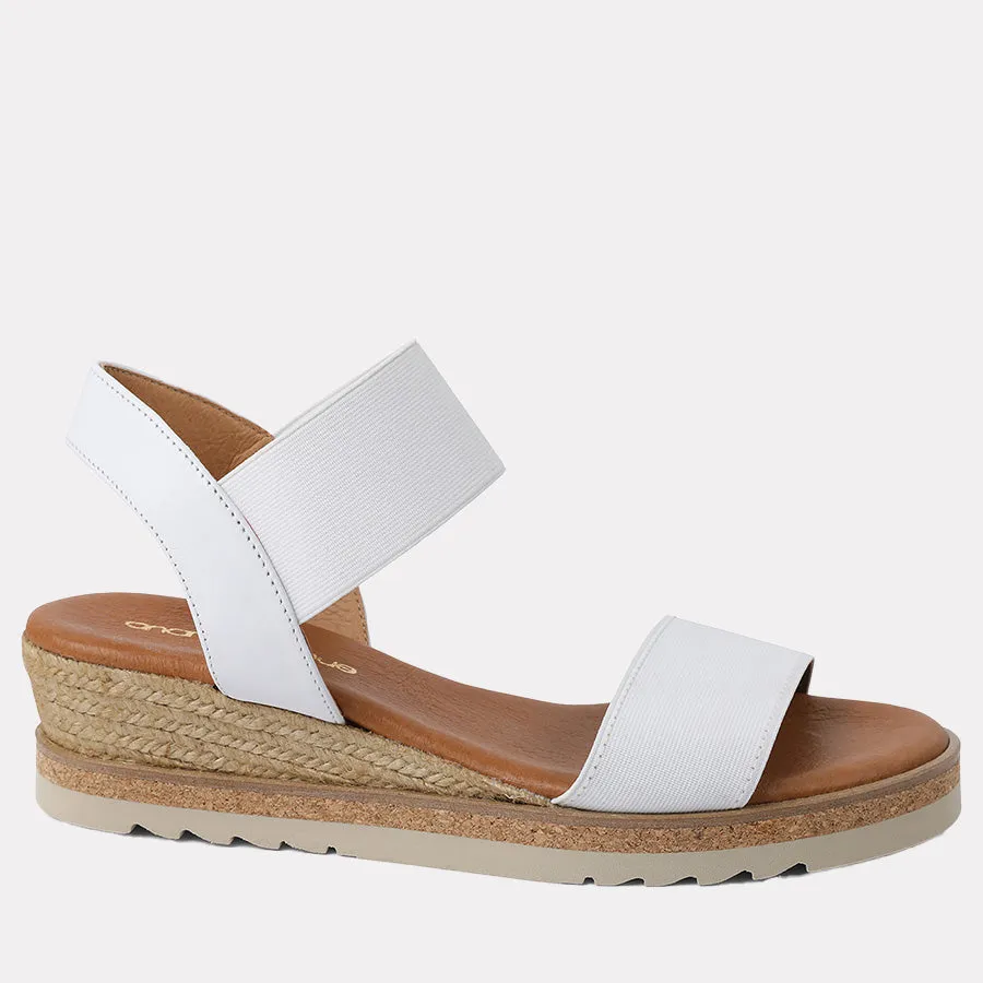 Neveah Wedge sold by Andre Assous