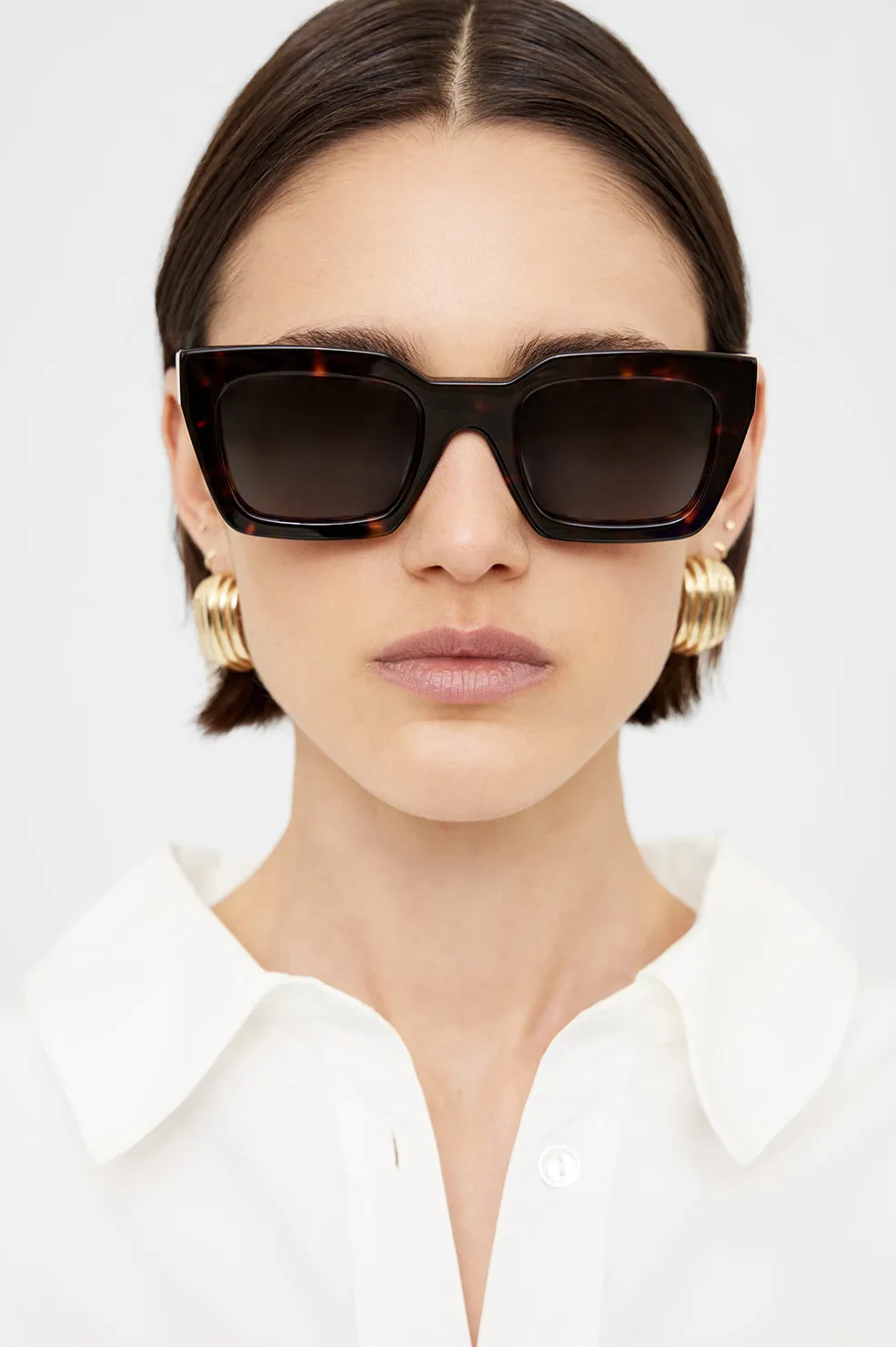 Indio Sunglasses - Dark Tortoise sold by Anine Bing product image thumbnail 2