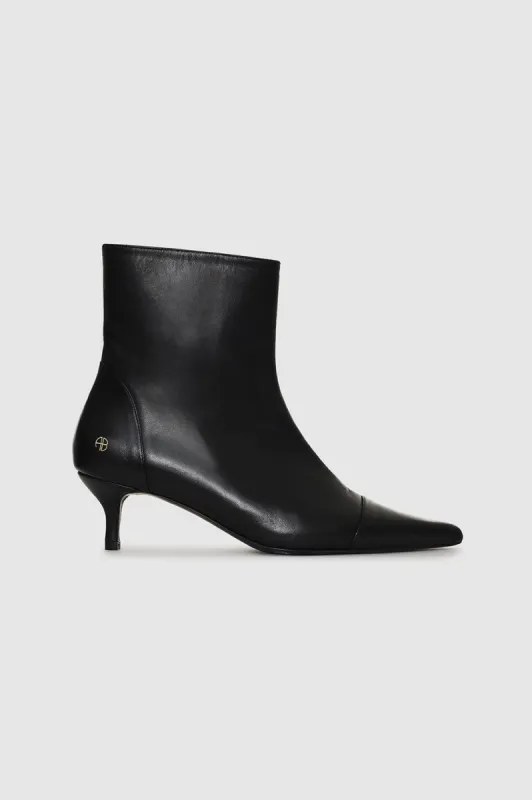 Willa Boots - Black sold by Anine Bing