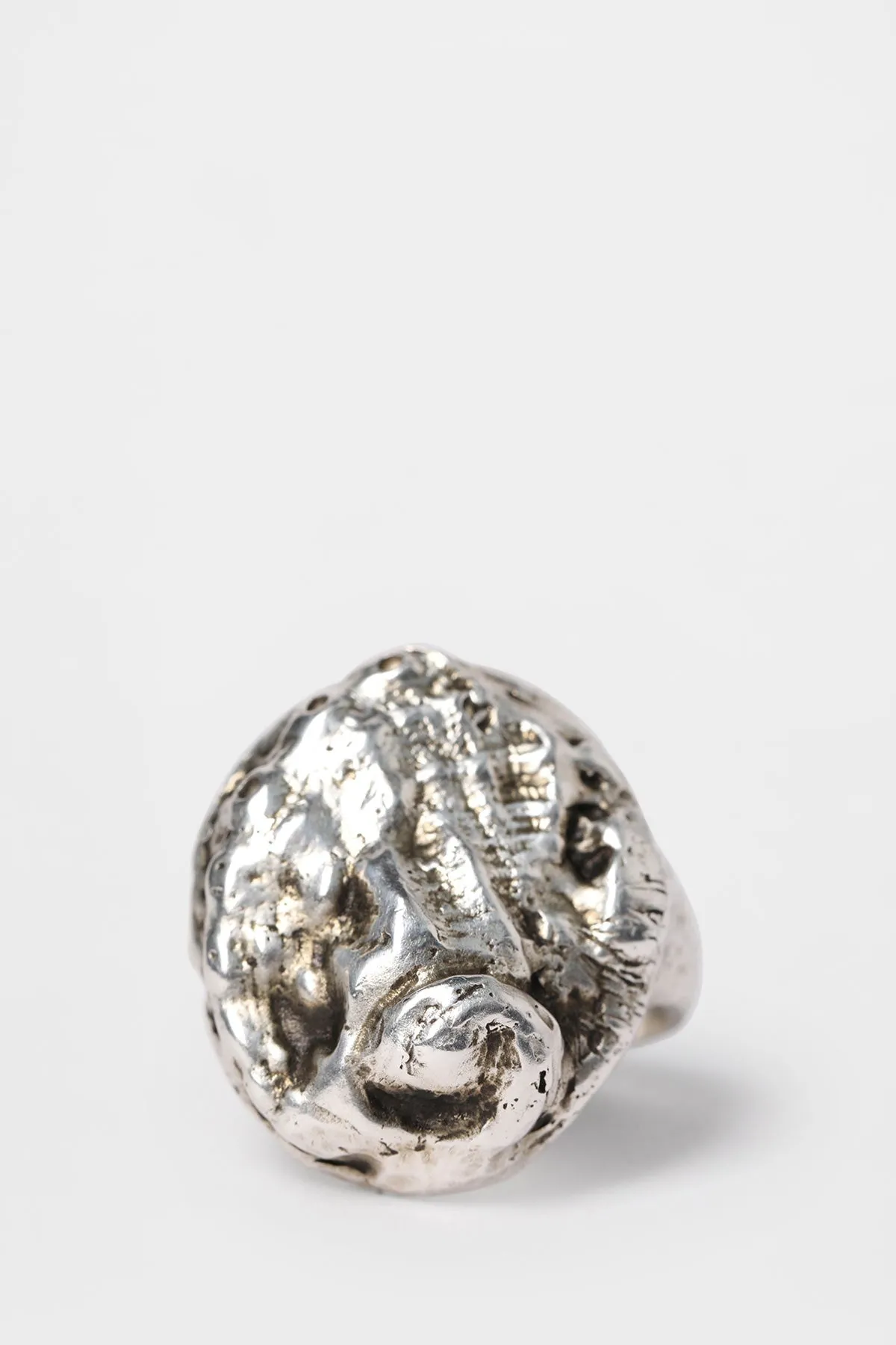 Gul Gabochon Ring sold by Ann Demeulemeester