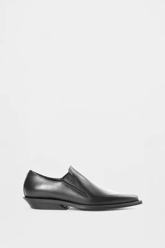 Makea Pointy Cowboy Shoes made by Ann Demeulemeester