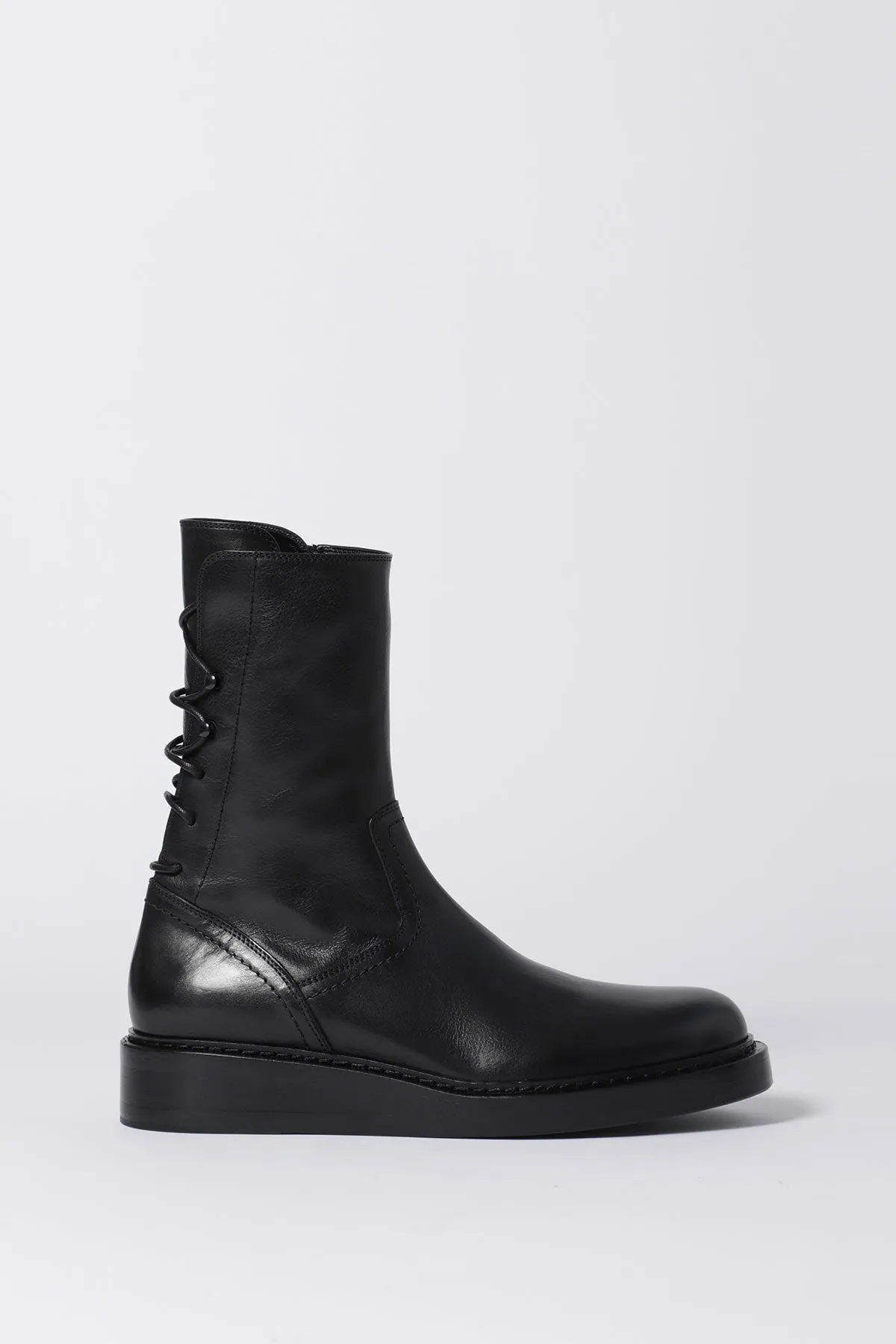 Victor Boots sold by Ann Demeulemeester product image thumbnail 2
