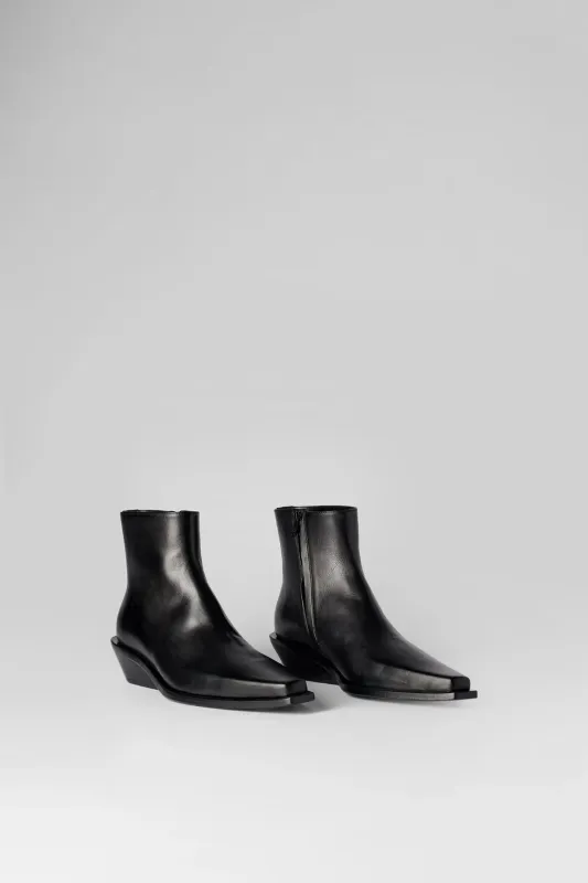 Ricardo Ankle Boots sold by Ann Demeulemeester