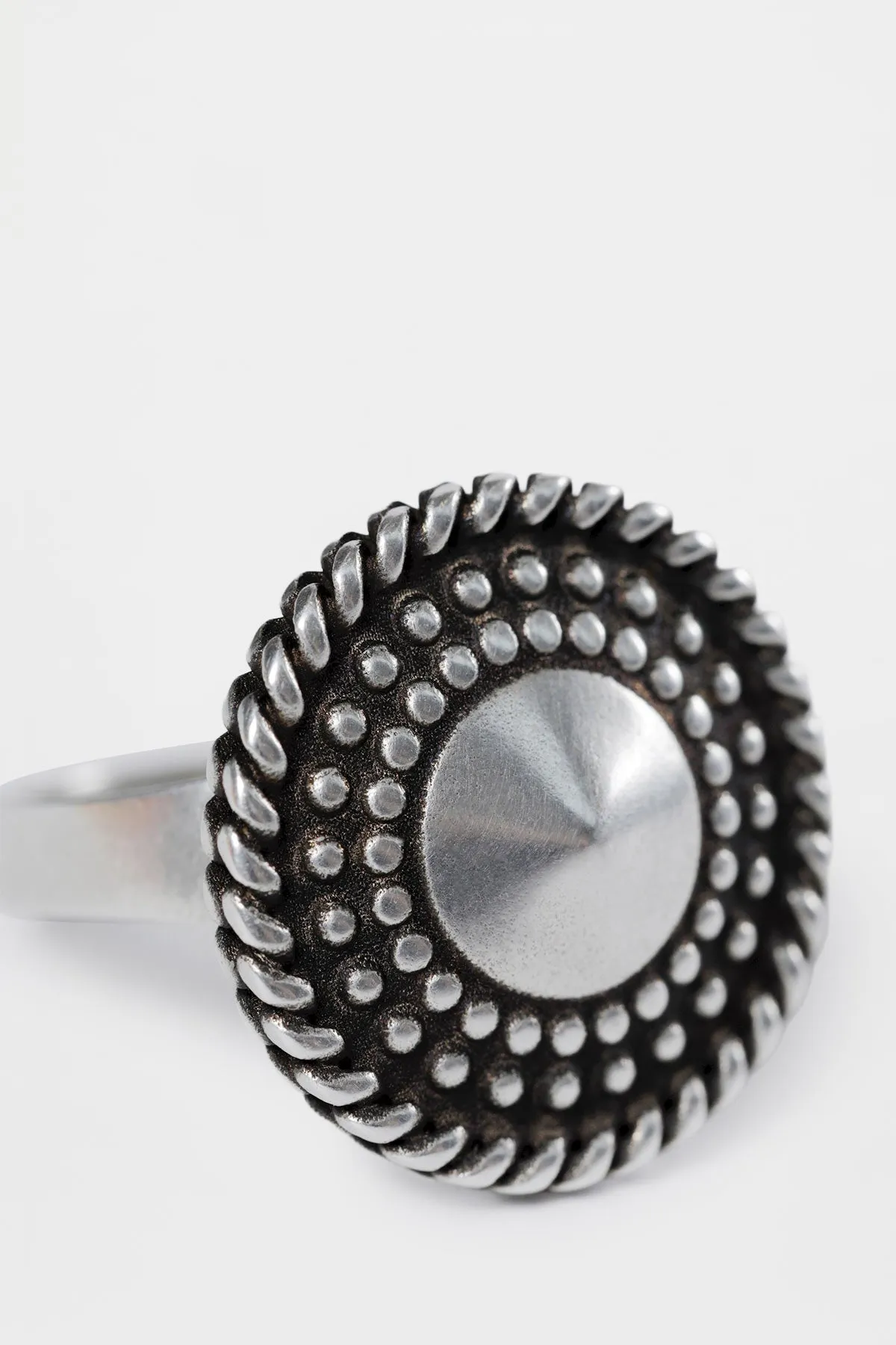 Jadi Stud Ring sold by Ann Demeulemeester product image thumbnail 3