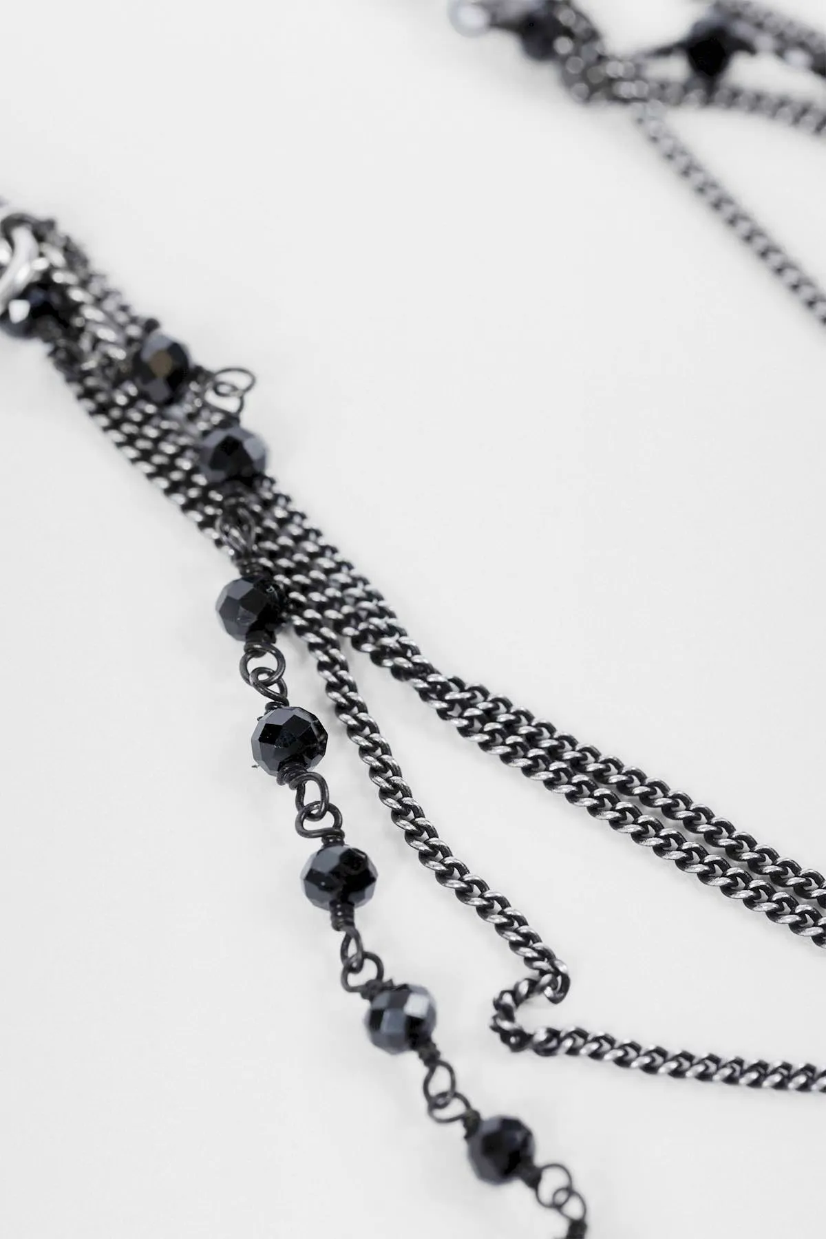 Goia Earrings with Chains and Feathers sold by Ann Demeulemeester product image thumbnail 4