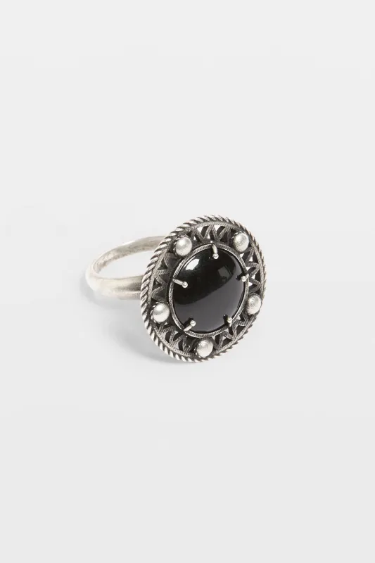 Orm Grained Cabochon Ring made by Ann Demeulemeester