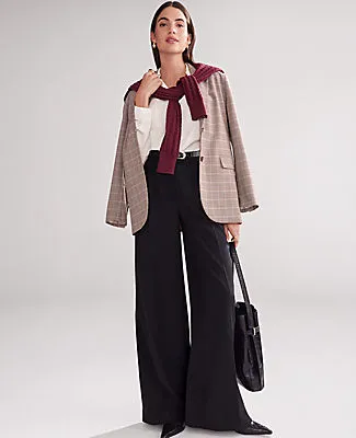 Ann Taylor The Petite Modern Wide-Leg Trouser Pant sold by Ann Taylor product image thumbnail 5