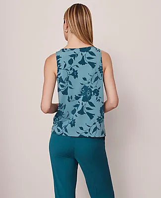 Ann Taylor Floral Mixed Media V-Neck Shell Top sold by Ann Taylor product image thumbnail 2
