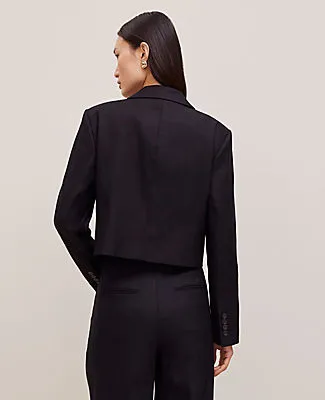 Ann Taylor The Cropped Blazer in Linen Blend sold by Ann Taylor product image thumbnail 2