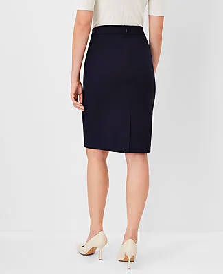 Ann Taylor The Seamed Pencil Skirt in Seasonless Stretch - Curvy Fit sold by Ann Taylor product image thumbnail 2