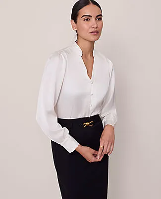 Ann Taylor V-Neck Popover Top sold by Ann Taylor product image thumbnail 4