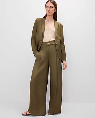 Ann Taylor The Statement Wide-Leg Pant sold by Ann Taylor product image thumbnail 2