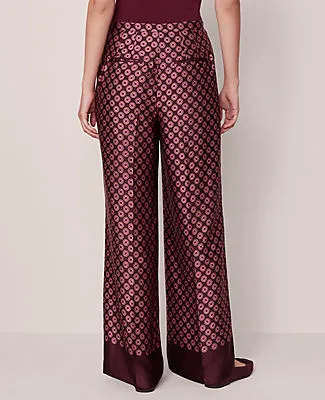 Ann Taylor The Wide-Leg Pant in Satin Geo Print sold by Ann Taylor product image thumbnail 4
