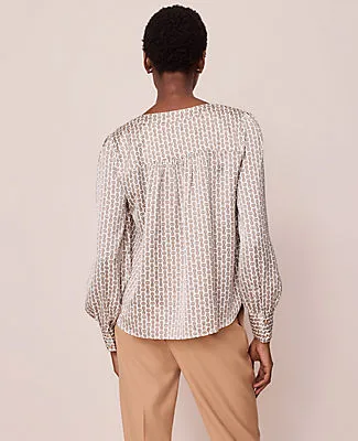 Ann Taylor Chain Link Print Satin Popover Top sold by Ann Taylor product image thumbnail 2