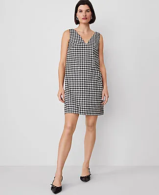 Ann Taylor Petite Houndstooth V-Neck Sleeveless Shift Dress sold by Ann Taylor