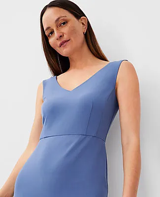 Ann Taylor The Open V-neck Sheath Dress in Seasonless Stretch sold by Ann Taylor product image thumbnail 3