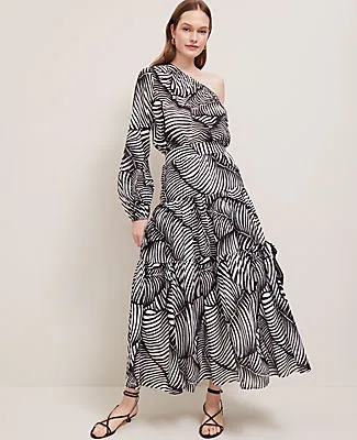 Ann Taylor Tiered Full Skirt in Palm Print sold by Ann Taylor product image thumbnail 2