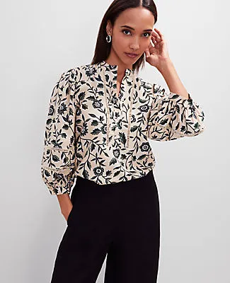 Ann Taylor Petite Floral Linen Blend Top sold by Ann Taylor product image thumbnail 3