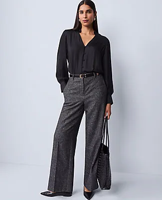 Ann Taylor V-Neck Popover Top sold by Ann Taylor product image thumbnail 3