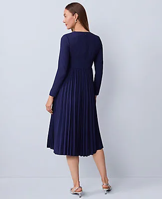 Ann Taylor Pleated Crepe Flare Dress sold by Ann Taylor product image thumbnail 2