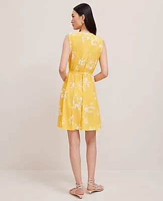 Ann Taylor Floral Belted Flare Dress sold by Ann Taylor product image thumbnail 2