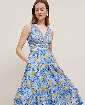 Ann Taylor Petite Floral V-Neck Flare Maxi Dress sold by Ann Taylor product image thumbnail 3