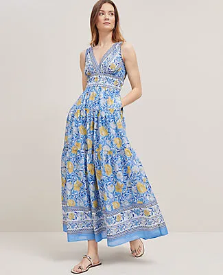 Ann Taylor Petite Floral V-Neck Flare Maxi Dress sold by Ann Taylor product image thumbnail 4