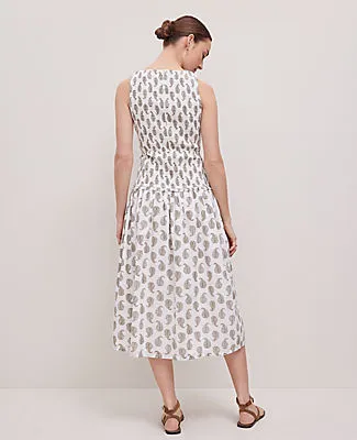 Ann Taylor Weekend Collection Fern Smocked Maxi Dress sold by Ann Taylor product image thumbnail 2