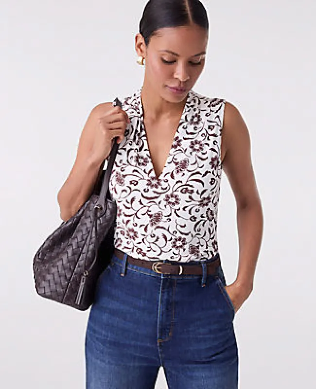 Ann Taylor Floral Sleeveless V-Neck Top made by Ann Taylor