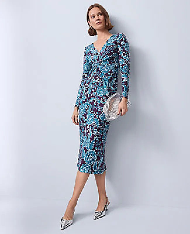 Ann Taylor Floral V-Neck Knit Dress made by Ann Taylor