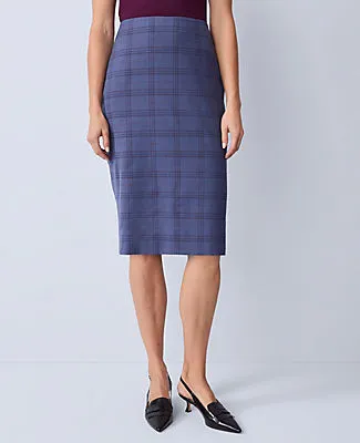 Ann Taylor The Petite Pencil Skirt in Plaid sold by Ann Taylor product image thumbnail 2