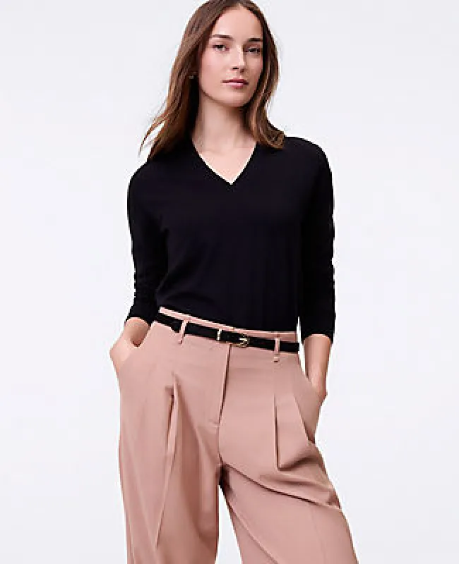 Ann Taylor V-Neck Sweater made by Ann Taylor