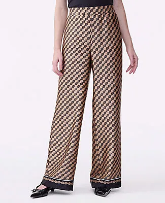 Ann Taylor The Easy Wide-Leg Pant in Geo Satin sold by Ann Taylor product image thumbnail 2