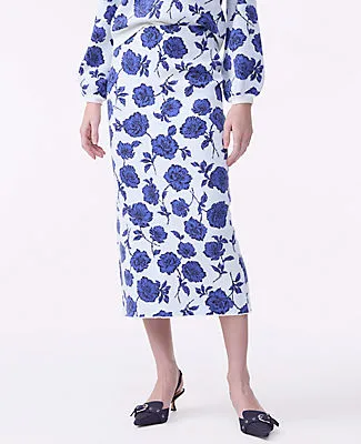Ann Taylor Petite Floral Sweater Pencil Skirt sold by Ann Taylor product image thumbnail 2